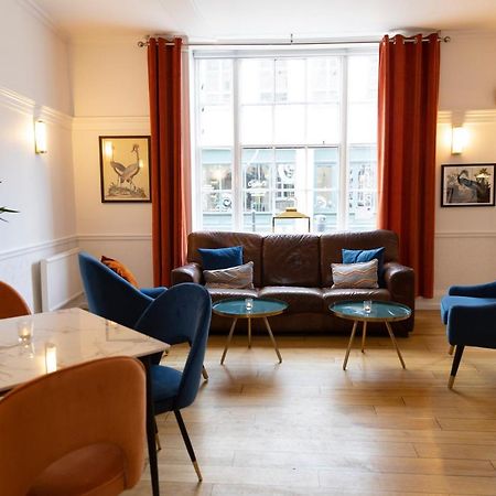 The Warwick Arms Hotel Eksteriør billede