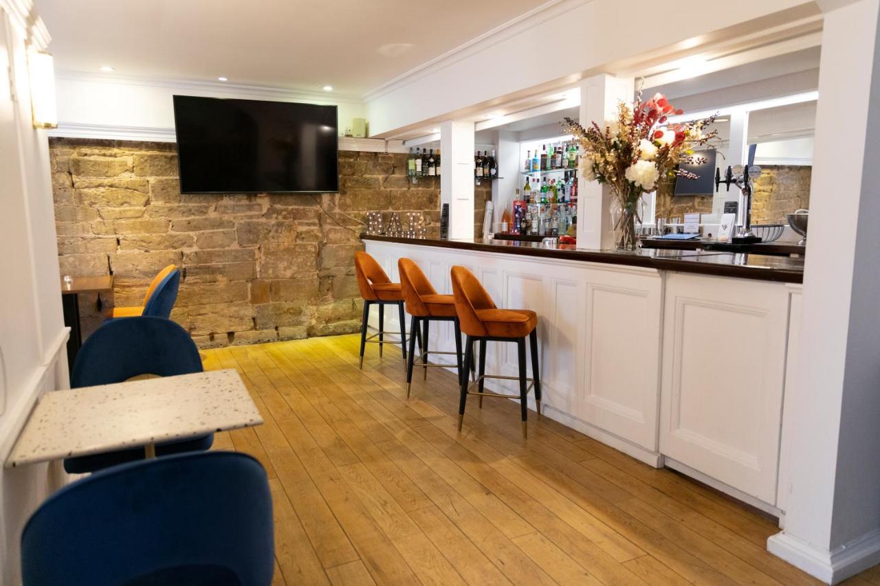 The Warwick Arms Hotel Eksteriør billede