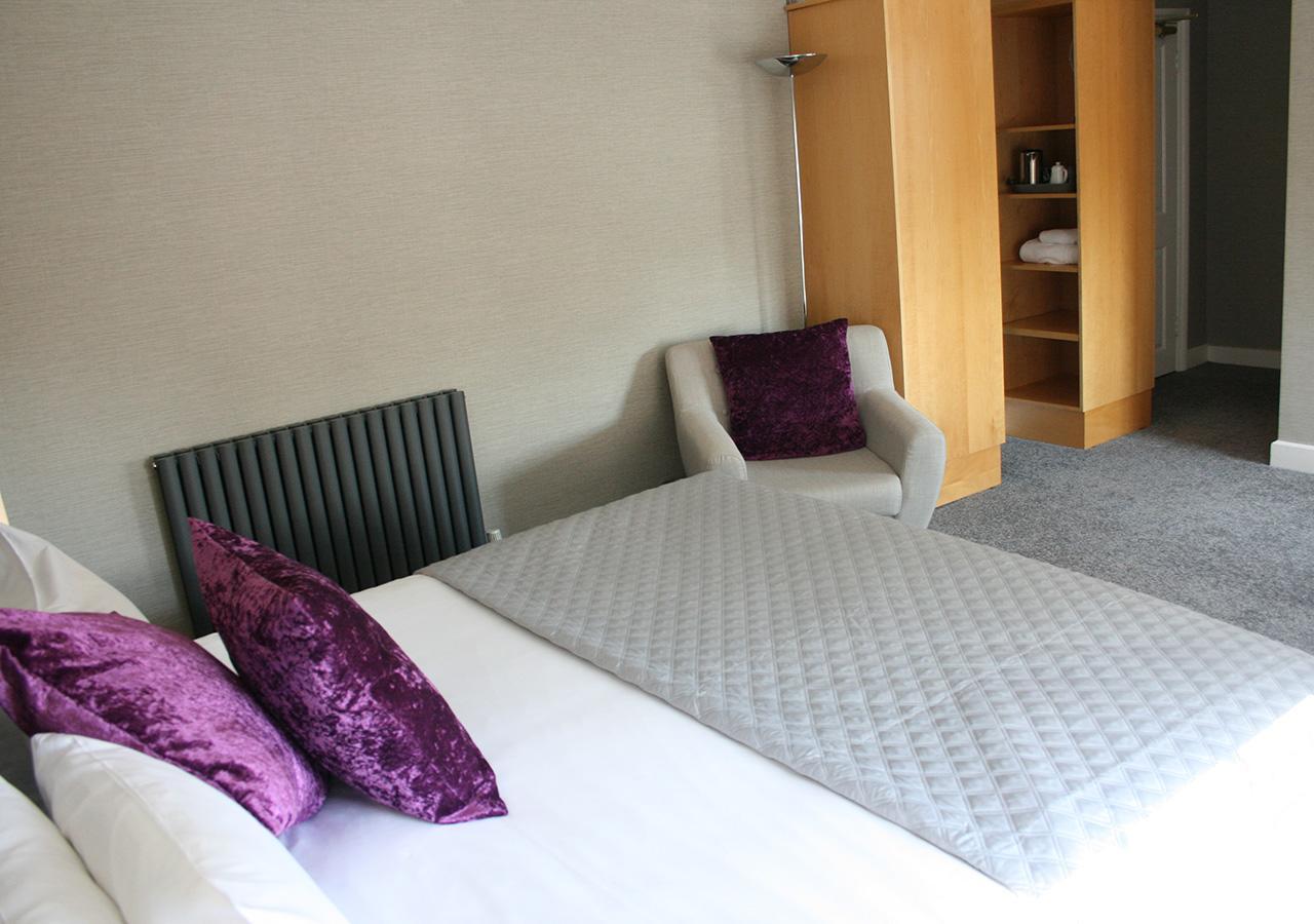 The Warwick Arms Hotel Eksteriør billede