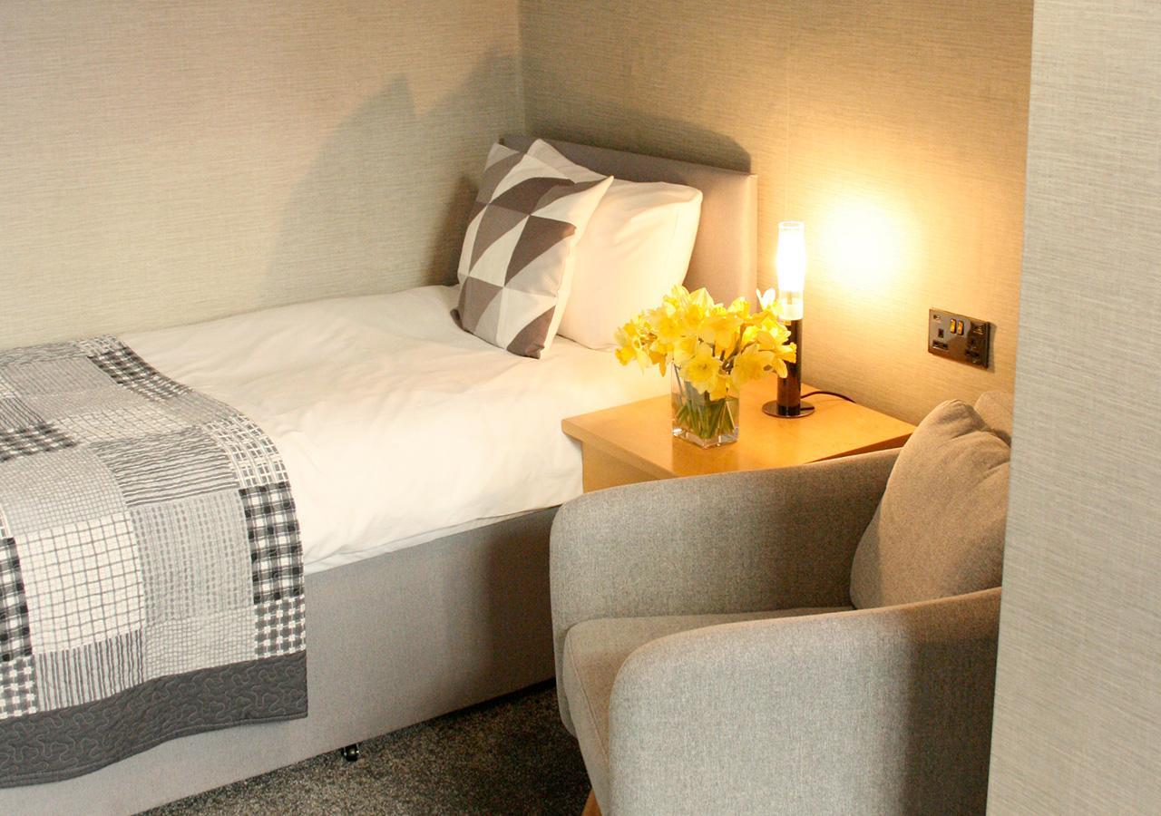 The Warwick Arms Hotel Eksteriør billede
