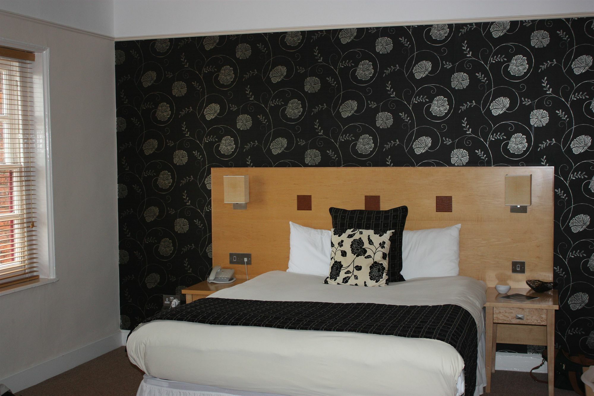 The Warwick Arms Hotel Eksteriør billede